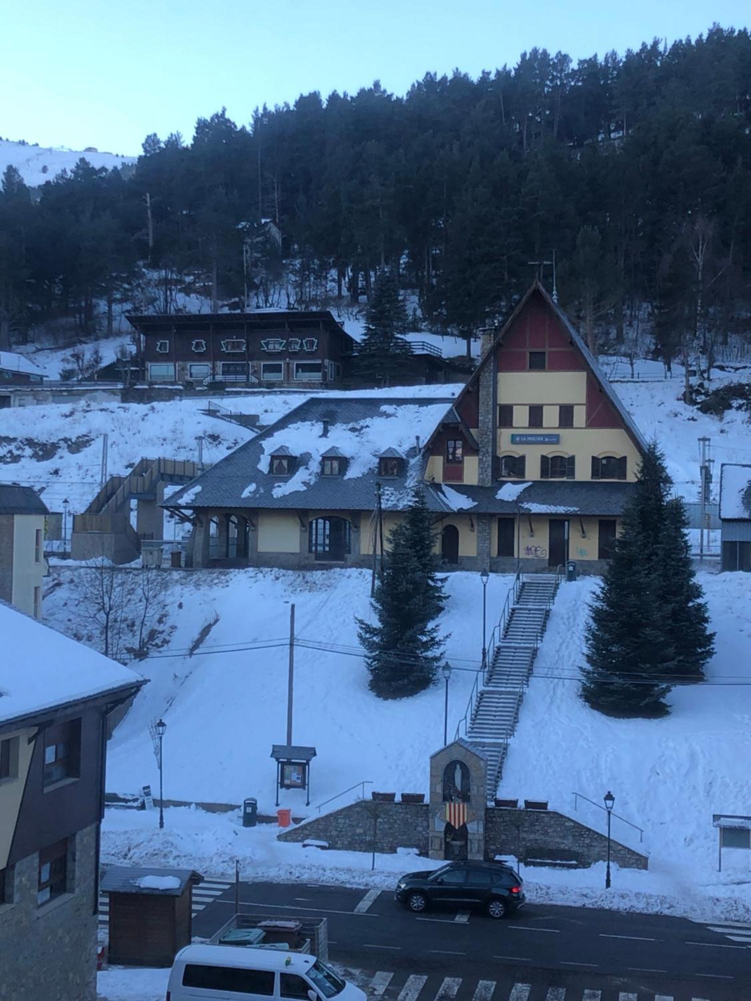 Апартаменты Duplex En La Nieve Ла-Молина Экстерьер фото